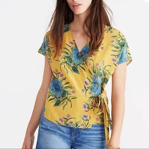 ❄️Madewell Floral Side Tie Wrap Blouse❄️
